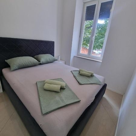 Bass Apartment Pula Luaran gambar
