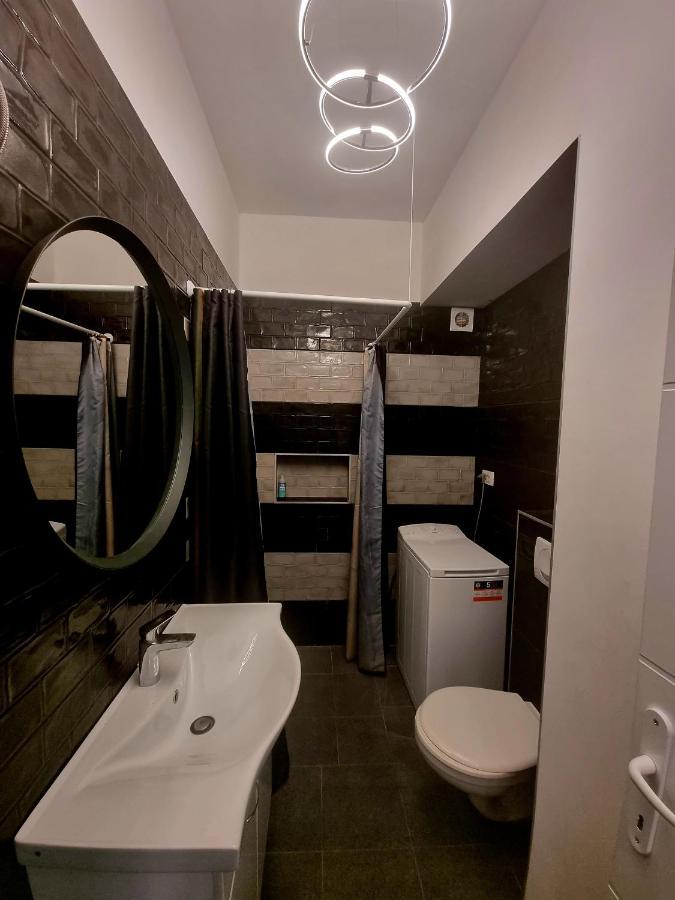 Bass Apartment Pula Luaran gambar